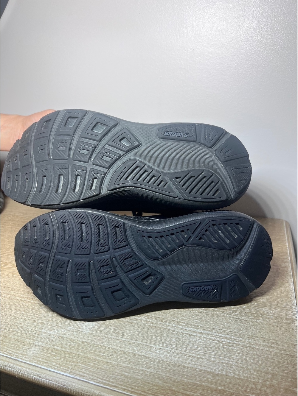 Brooks Ghost 14 Men's Running Shoes Black Size 9.5 - Picture 8 of 8